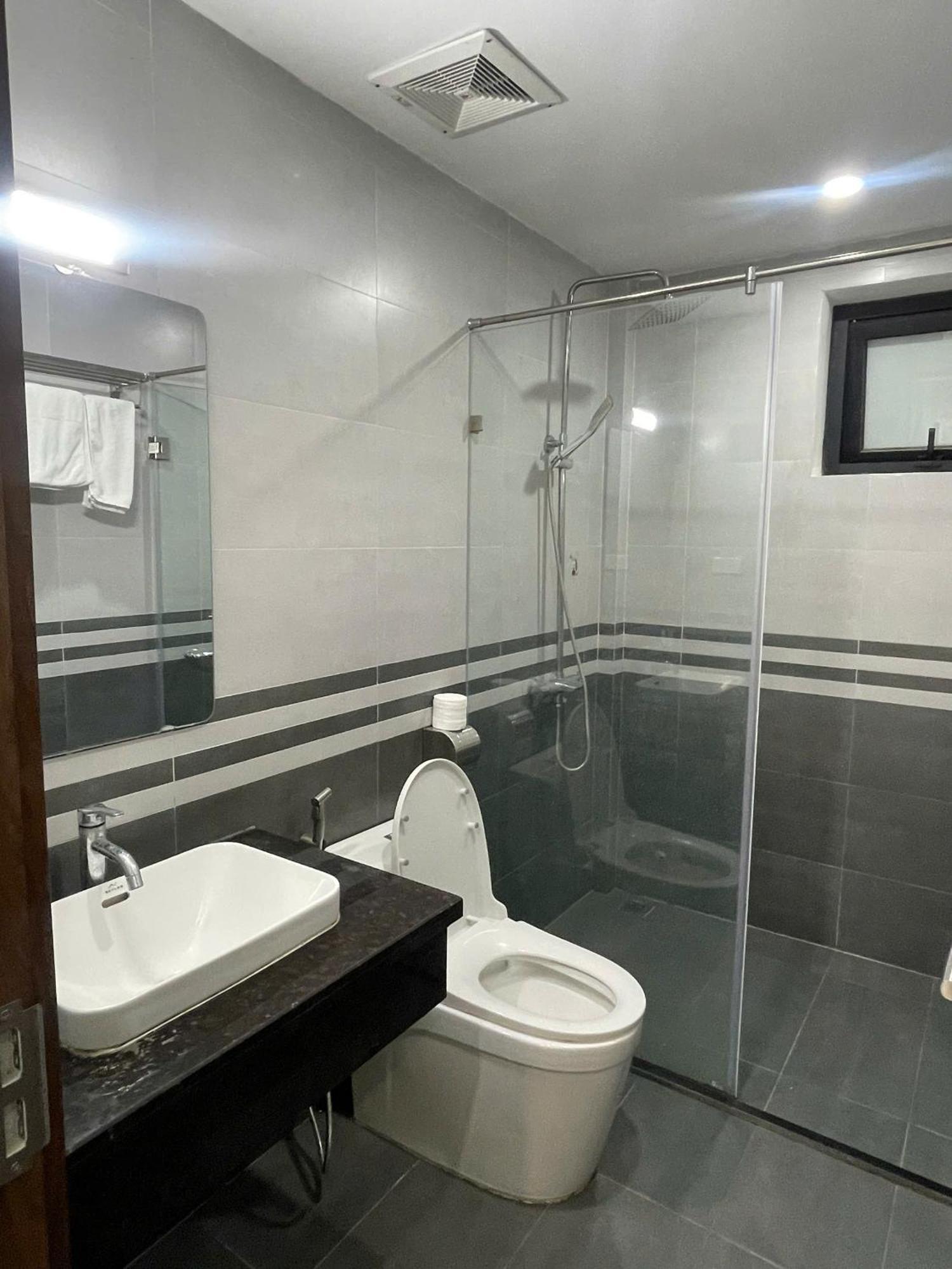 Era Apartment Xuan Thuy Ханой Екстериор снимка