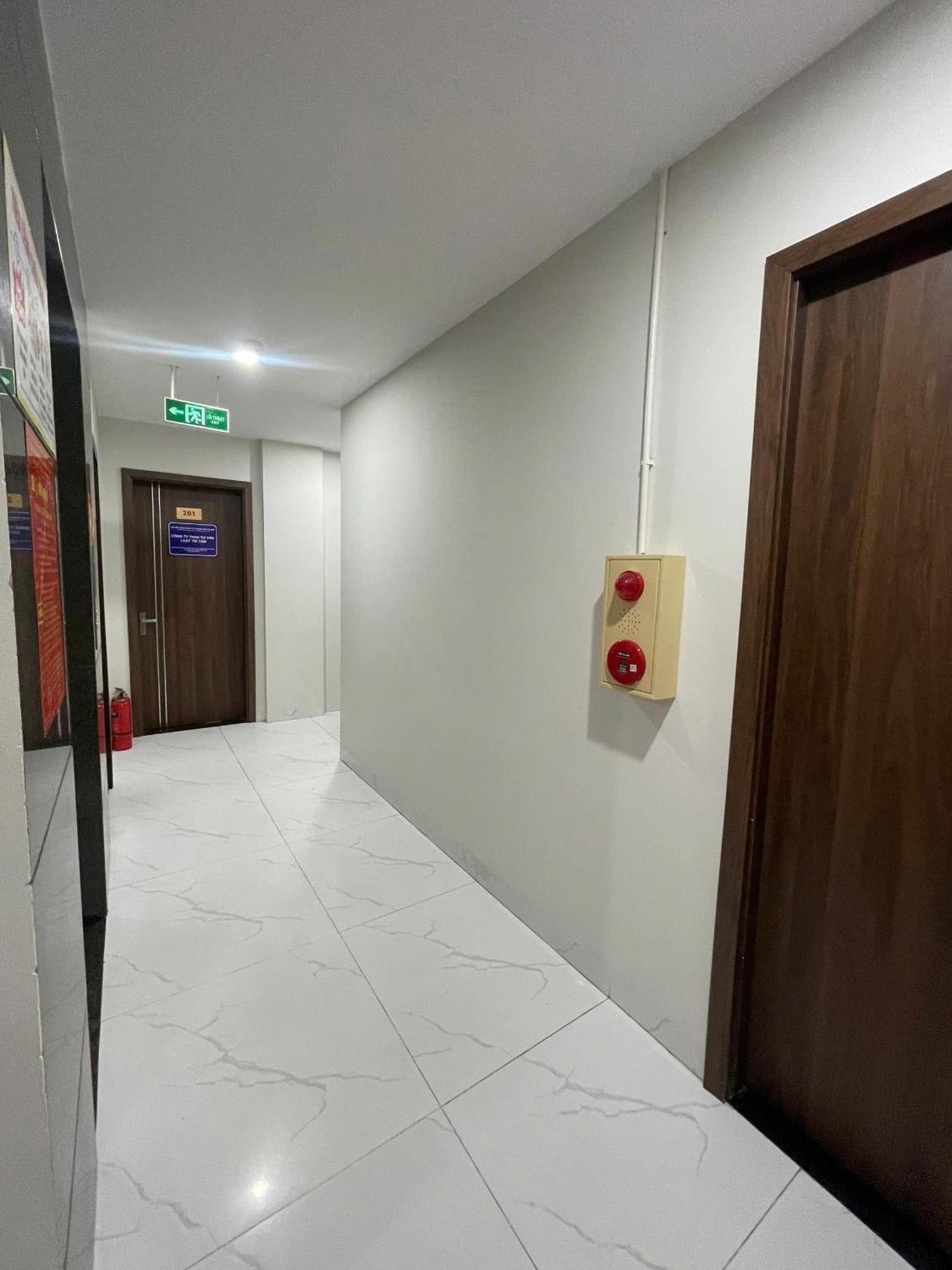 Era Apartment Xuan Thuy Ханой Екстериор снимка
