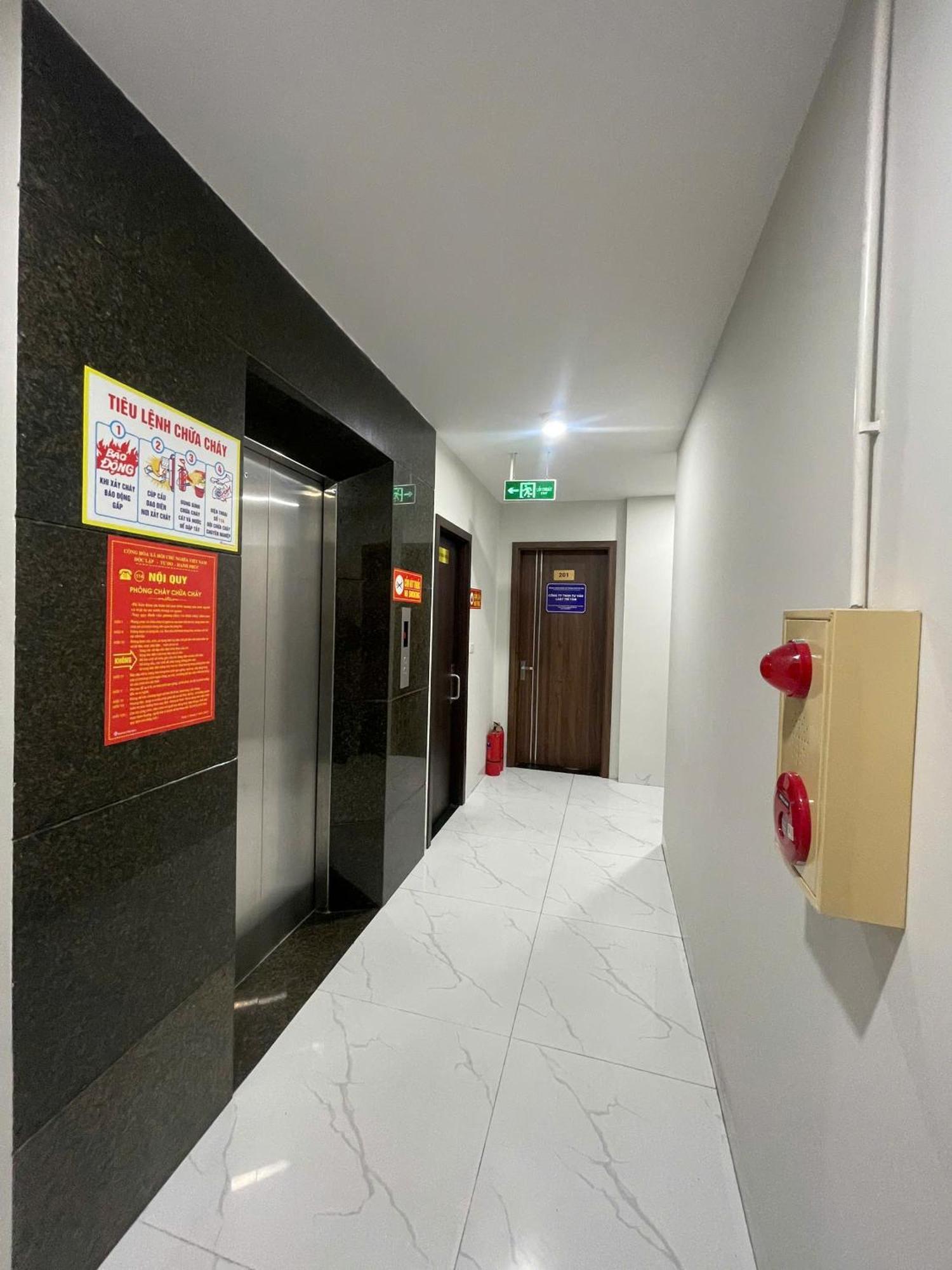 Era Apartment Xuan Thuy Ханой Екстериор снимка