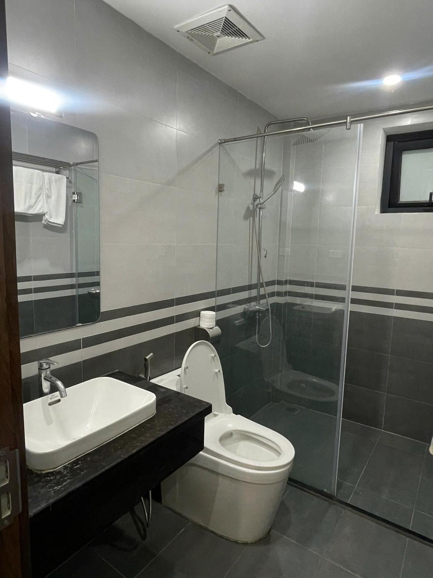 Era Apartment Xuan Thuy Ханой Екстериор снимка