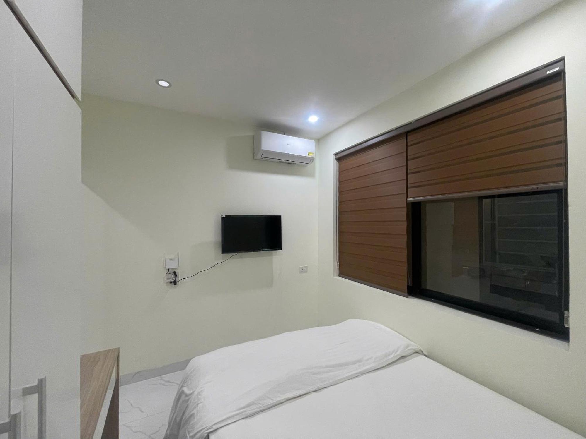 Era Apartment Xuan Thuy Ханой Екстериор снимка